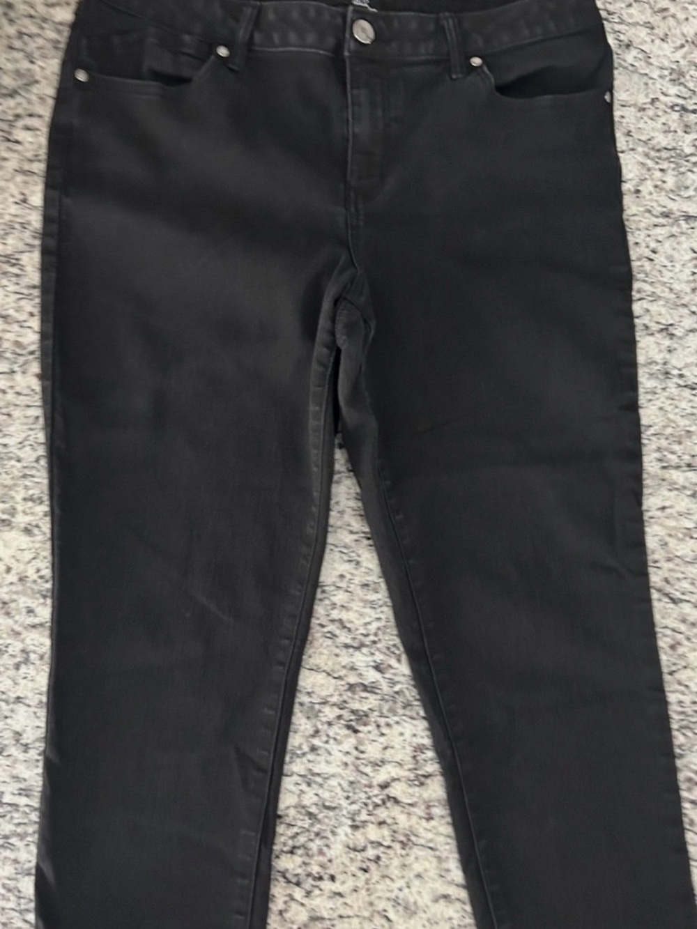 1822 Denim Jeans women’s Sz 16 Capri Mid Rise Black Stretch Everyday Casual